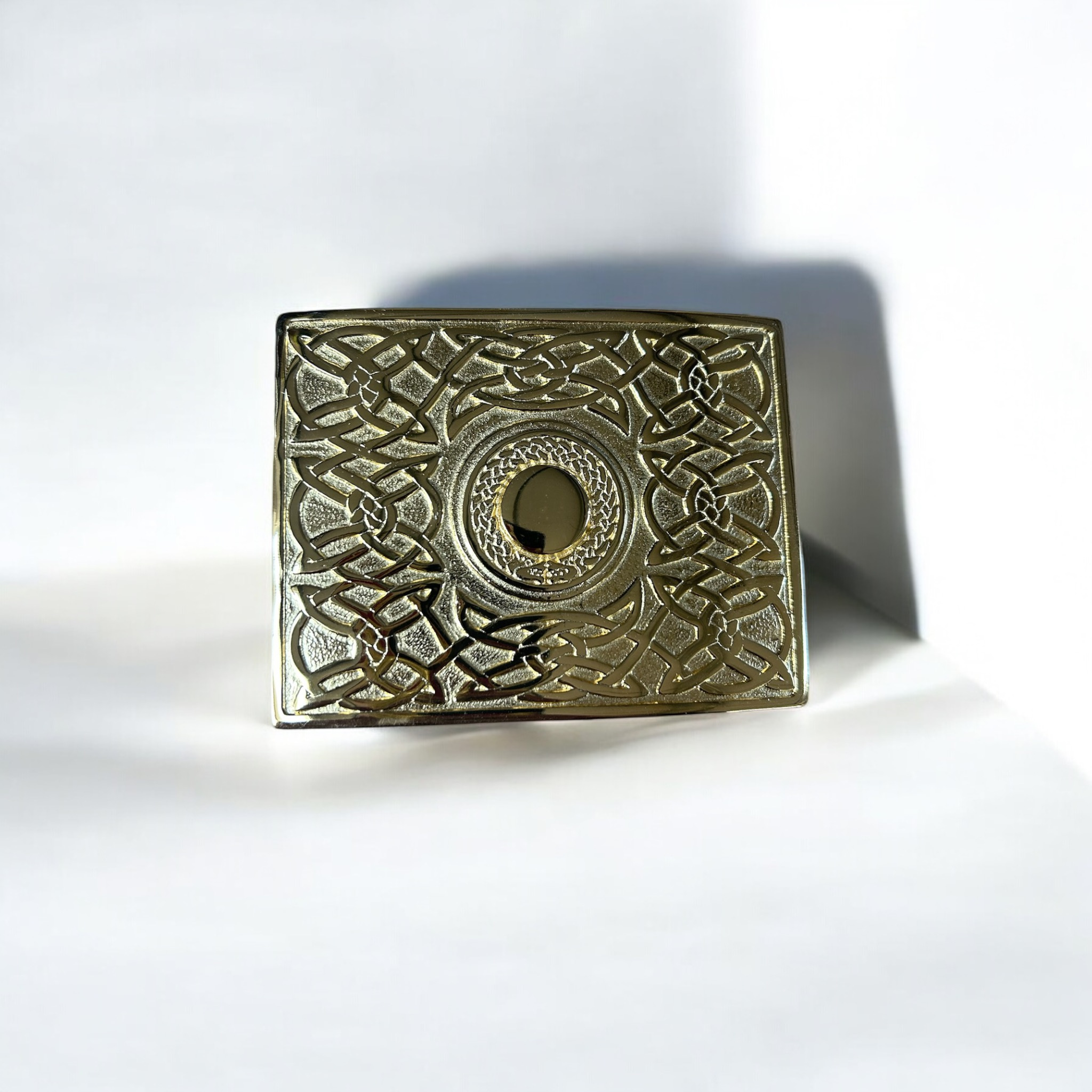 Celtic kilt belt buckle gold