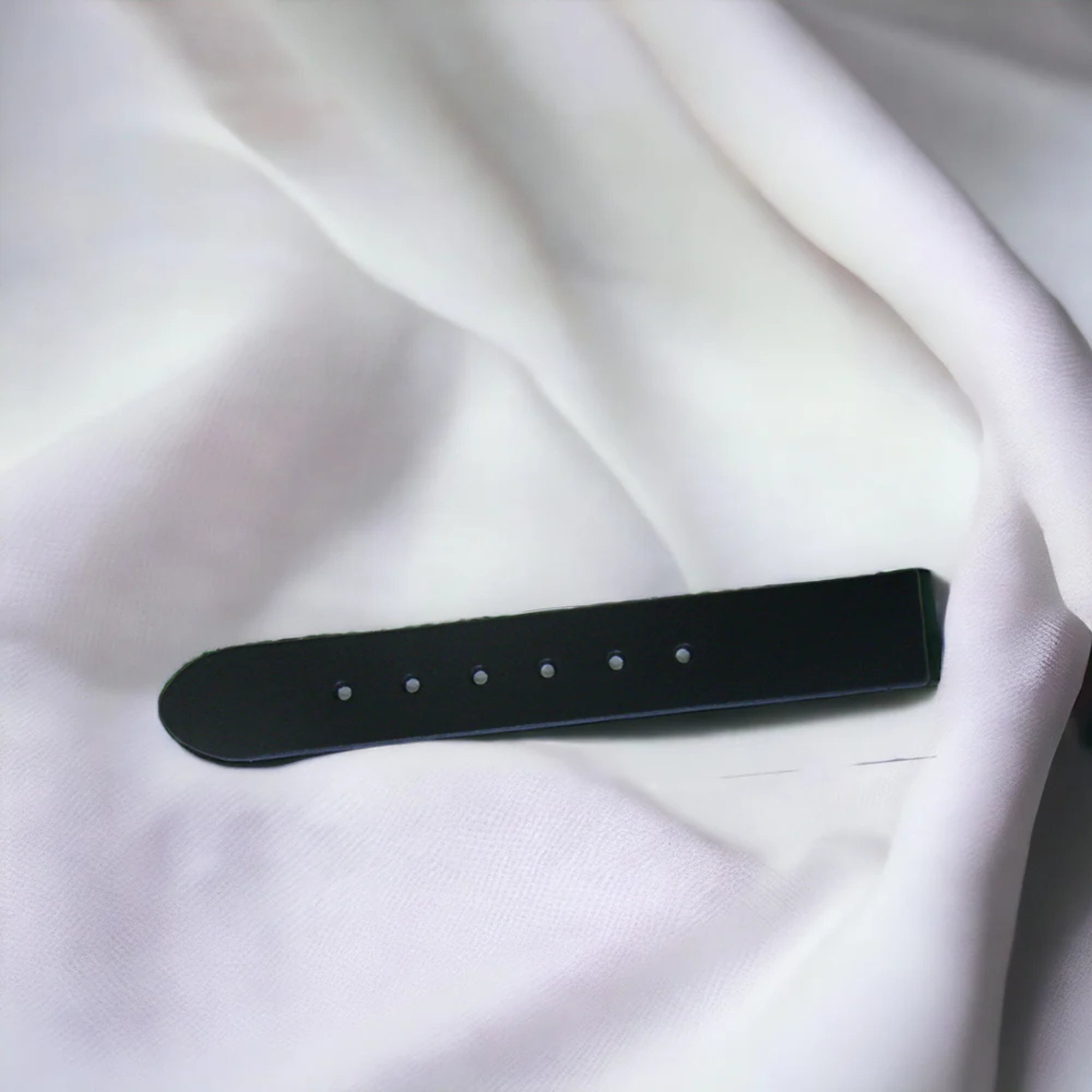 Leather kilt strap 1 1/4" x8