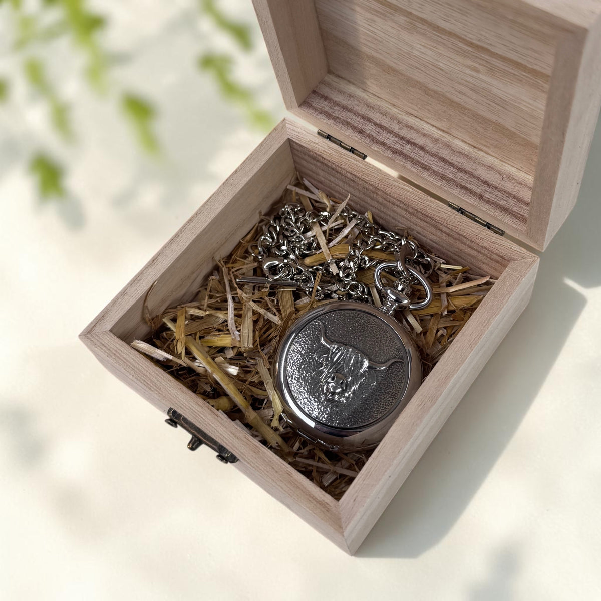 Scottish Highland cow pocket watch gift box