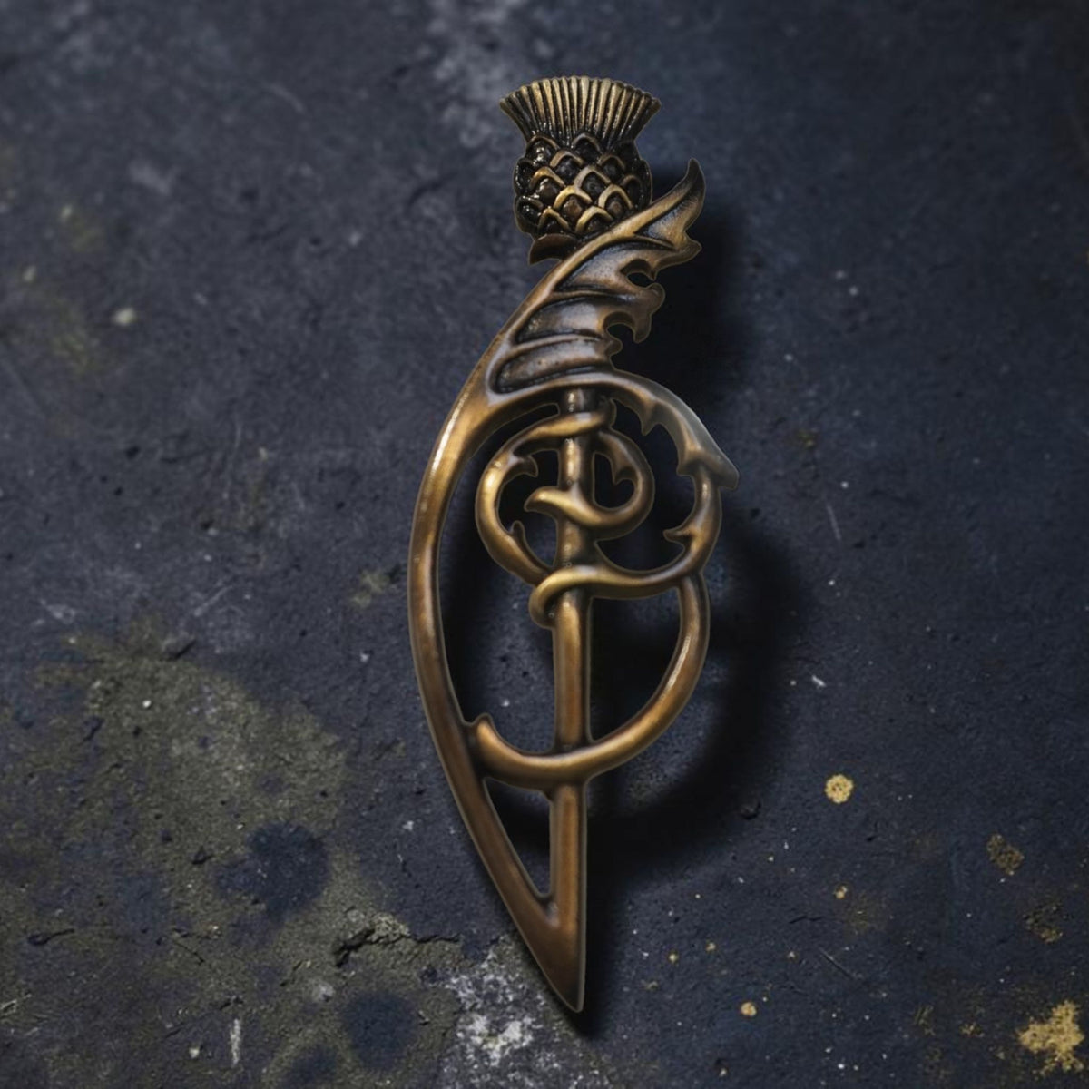thistle leaf kilt pin in antique brass plating