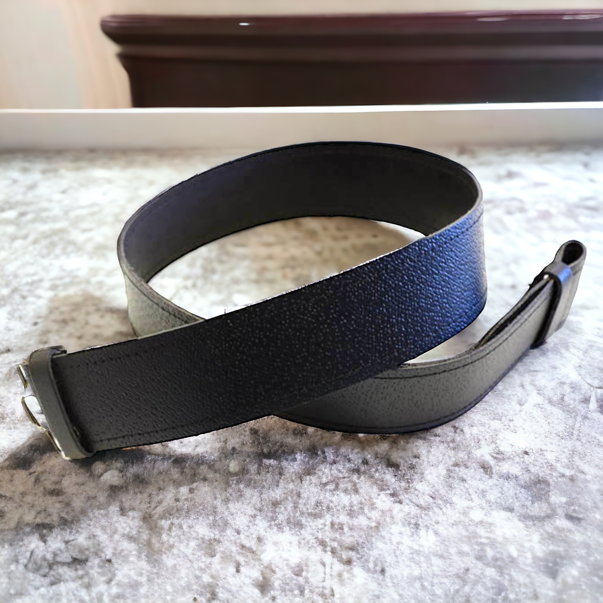 Adjustable velcro kilt belt