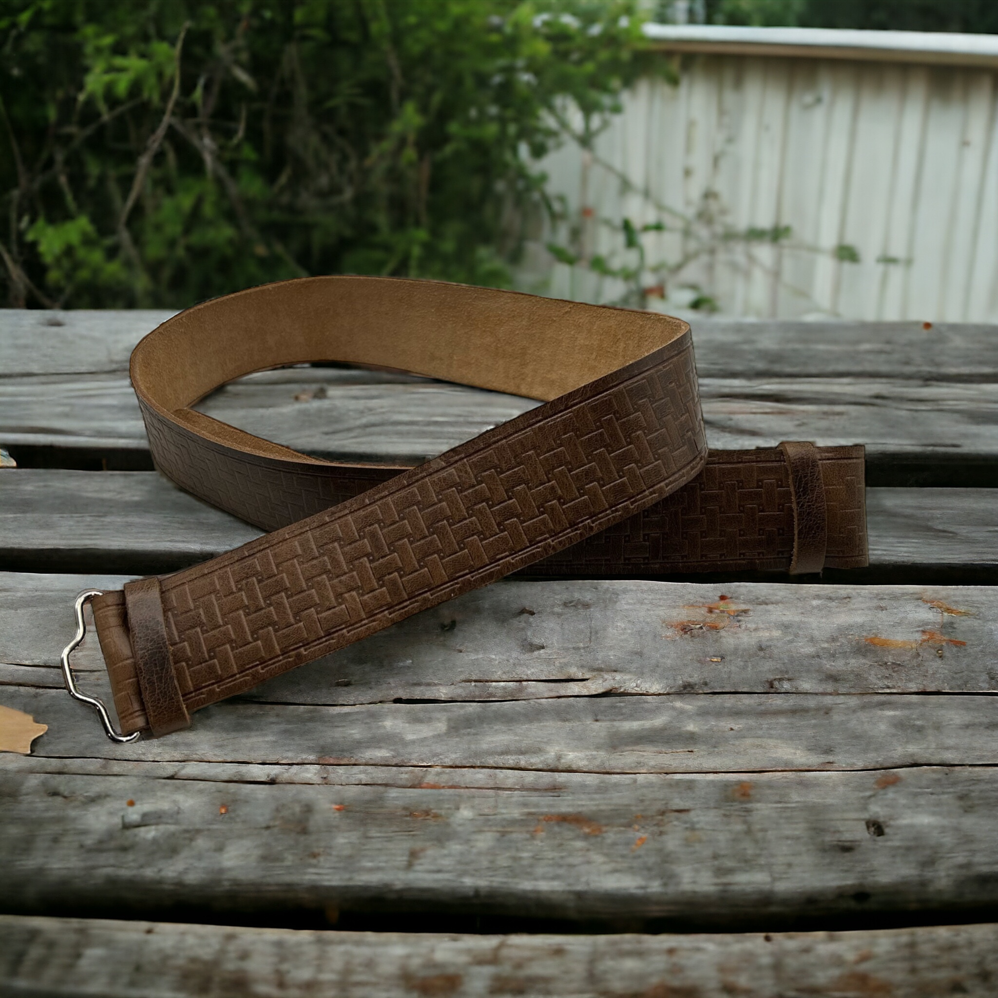 Basket weave kilt belt