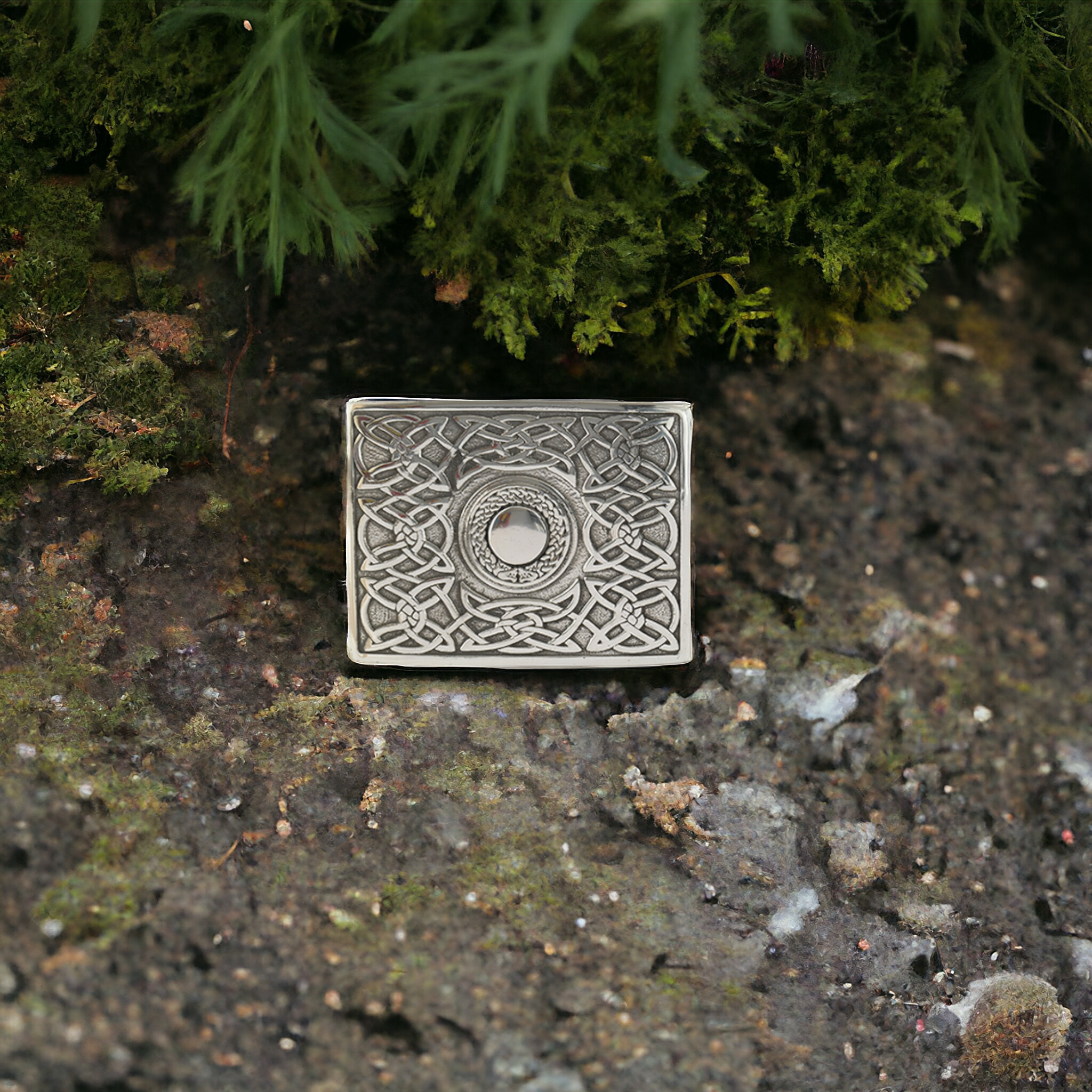 Celtic shield pewter kilt belt buckle