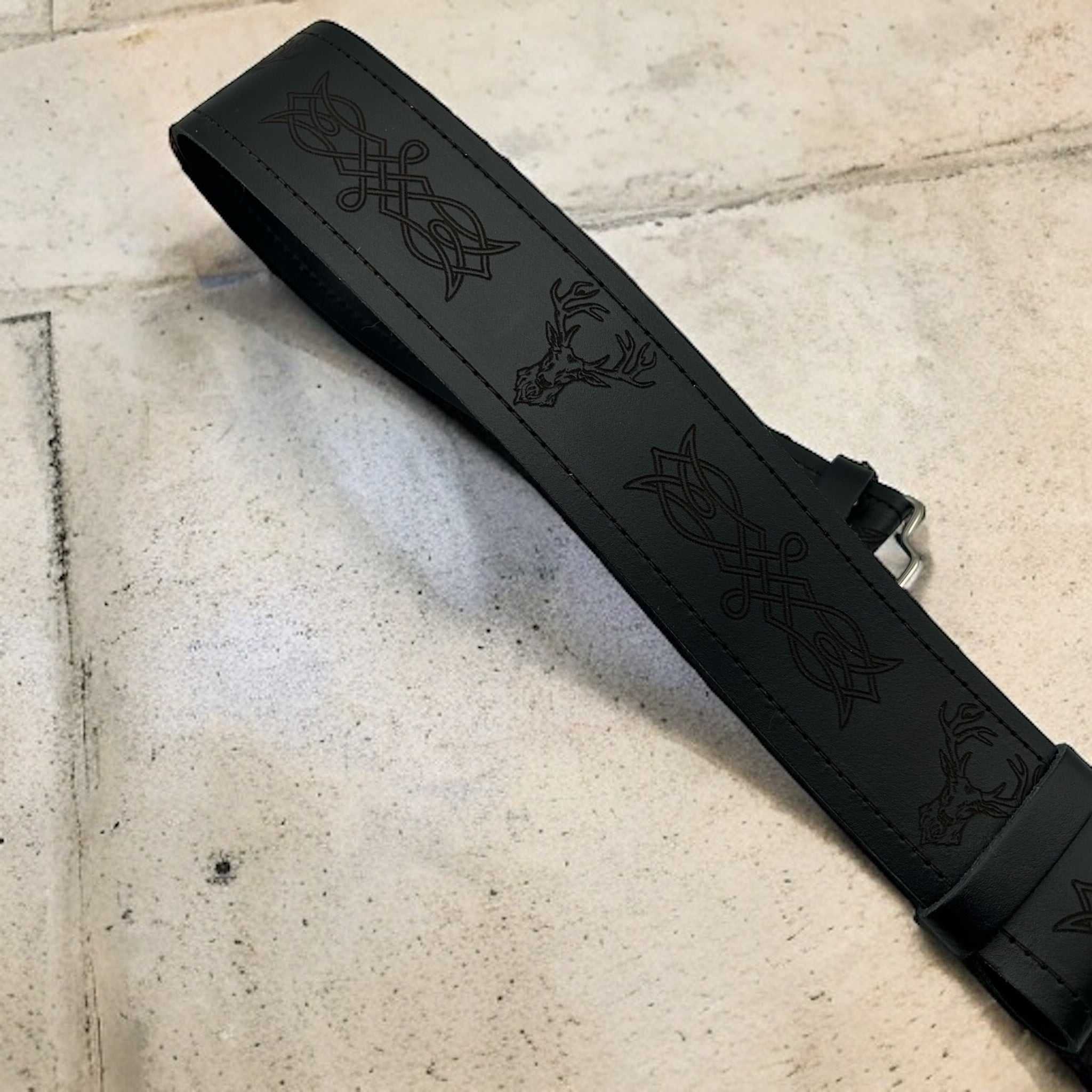 Stag and celtic pattern engraved kilt belt